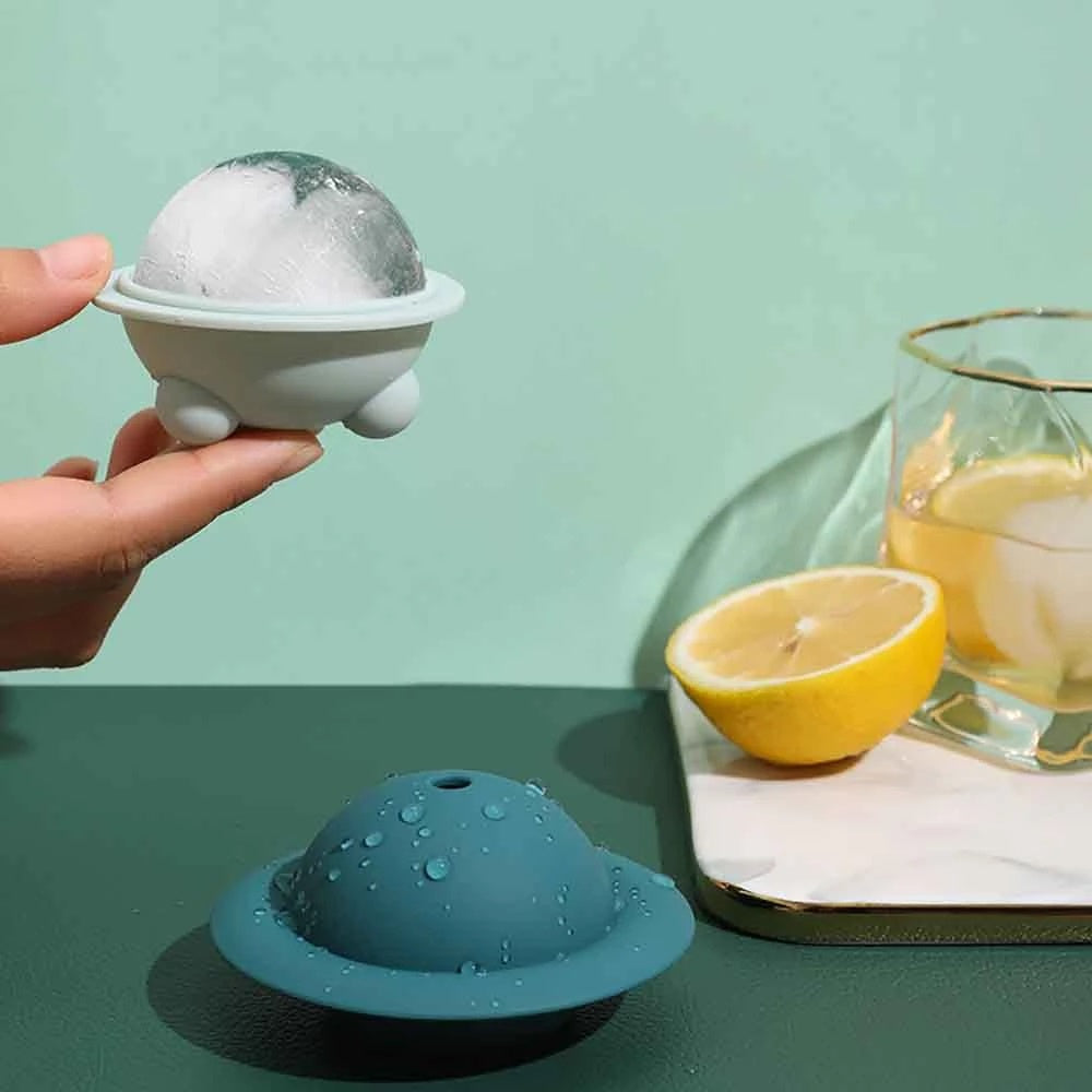 Cetakan Es Batu Bulat Silicone Bentuk UFO + Corong / Ice Cube Mold Silikon UFO / Alat Cetak Puding Jelly Agar Cokelat Bulat Bola Crystal Unik Lucu Mofan Acc Accessories Mofanaccessories