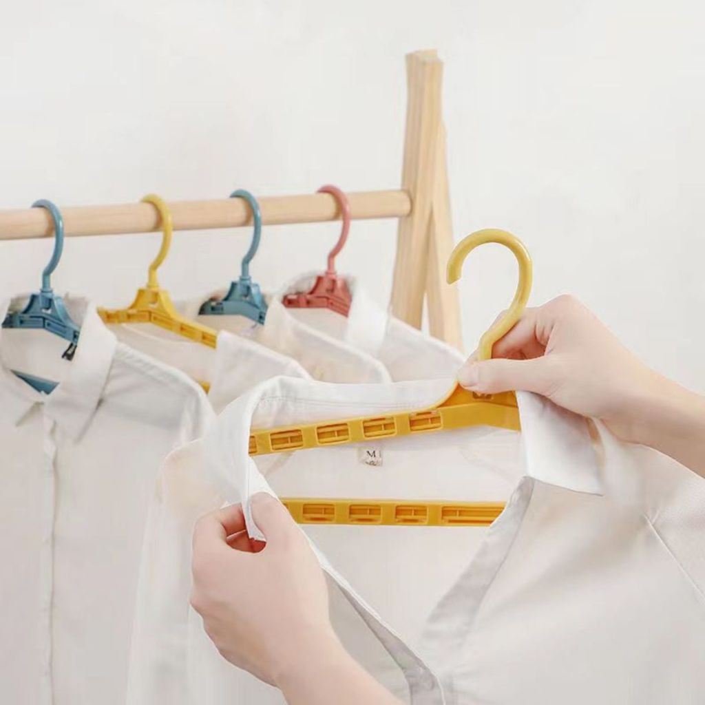 Gantungan Baju Tarik / Magic Hanger Plastik / Cantolan Gantung Jemuran Pakaian Celana Handuk Serbaguna