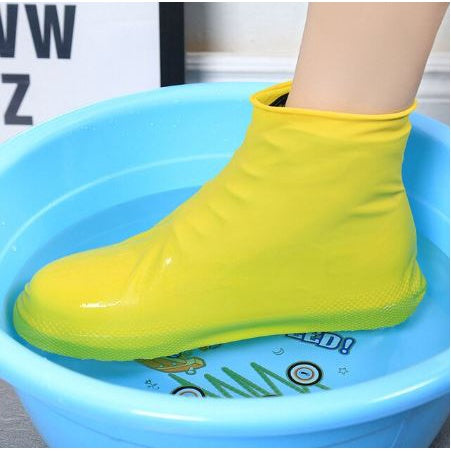 Cover Sepatu Karet Silicone Anti Air Sarung Pelindung Waterproof Silikon Shoes boots sendal kaki