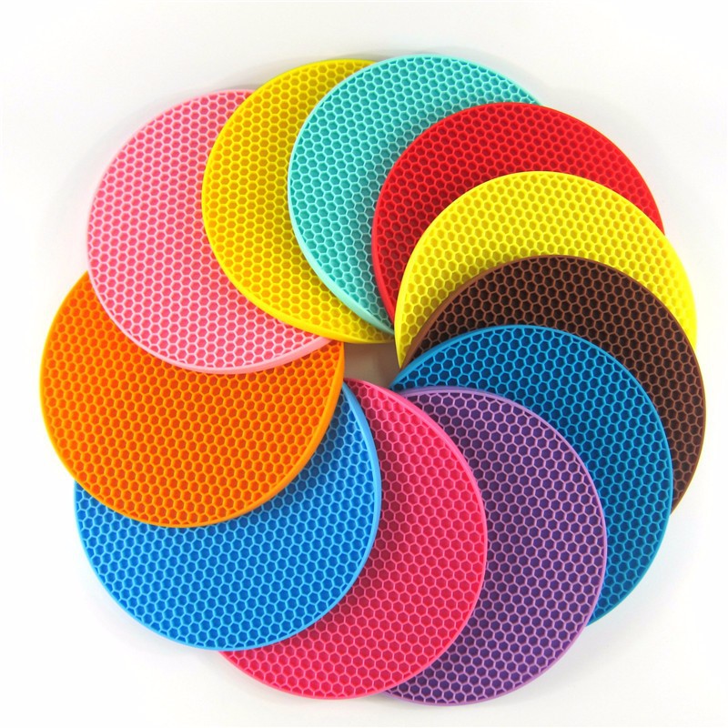 Tatakan Panci Piring Tahan Panas / Alas Mangkok Silicone / Piring Gelas Teko Bulat Silikon Anti Slip Licin / Trivet Mat Serbaguna