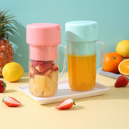 Blender Portable Mini Free Sedotan Silicone / Botol Alat Pembuat Minuman Jus Buah Sayur Elektrik Tanpa Colok Listrik / Juicer Cup 6 Mata Pisau Rechargeable / Gelas Gagang Penggiling Juice 340ml Praktis Travel Bottle Size Kantor Olahraga Kuliah Multifungsi