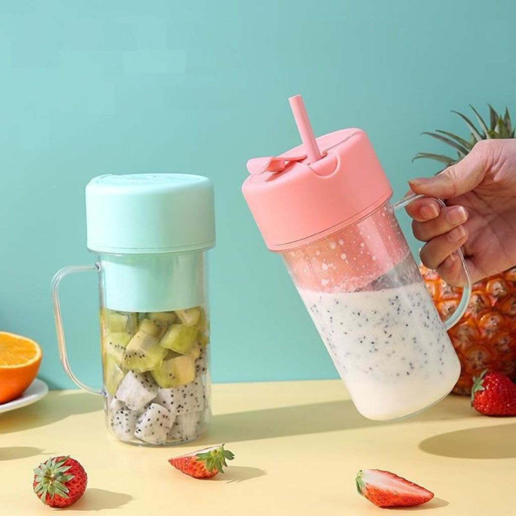 Blender Portable Mini + Sedotan Silicone / Juicer Cup 6 Mata Pisau Rechargeable / Botol Alat Pembuat Minuman Jus Buah Sayur Elektrik Tanpa Colok Listrik / Gelas Gagang Penggiling Juice Multifungsi / Travel Bottle Size