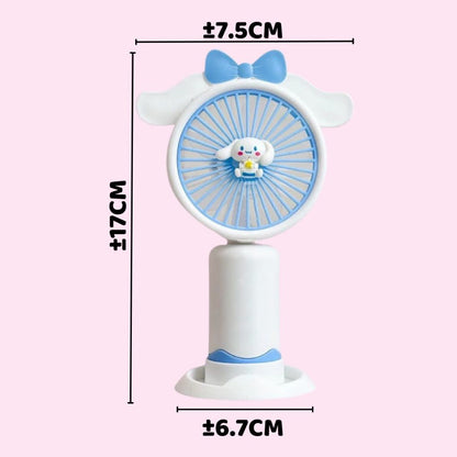 Kipas Angin Genggam Tangan Motif Sanrio + Stand Penyangga HP / Handy Mini Fan Portable Rechargeable Elektrik / Kipas Pendingin Karakter Lucu Travel Size Untuk Kantor Sekolah Travelling Outdoor Konser Piknik Pantai Jogging Jalan Luar Ruangan Serbaguna