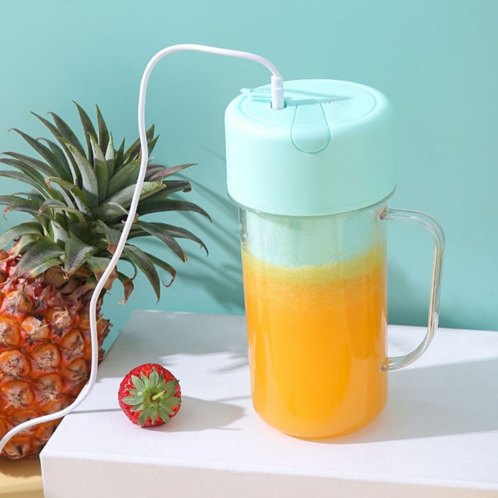 Blender Portable Mini Free Sedotan Silicone / Botol Alat Pembuat Minuman Jus Buah Sayur Elektrik Tanpa Colok Listrik / Juicer Cup 6 Mata Pisau Rechargeable / Gelas Gagang Penggiling Juice 340ml Praktis Travel Bottle Size Kantor Olahraga Kuliah Multifungsi