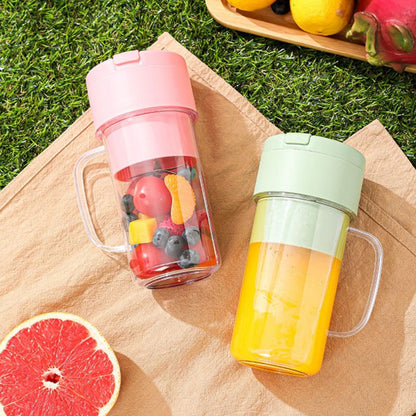 Blender Portable Mini + Sedotan Silicone / Juicer Cup 6 Mata Pisau Rechargeable / Botol Alat Pembuat Minuman Jus Buah Sayur Elektrik Tanpa Colok Listrik / Gelas Gagang Penggiling Juice Multifungsi / Travel Bottle Size