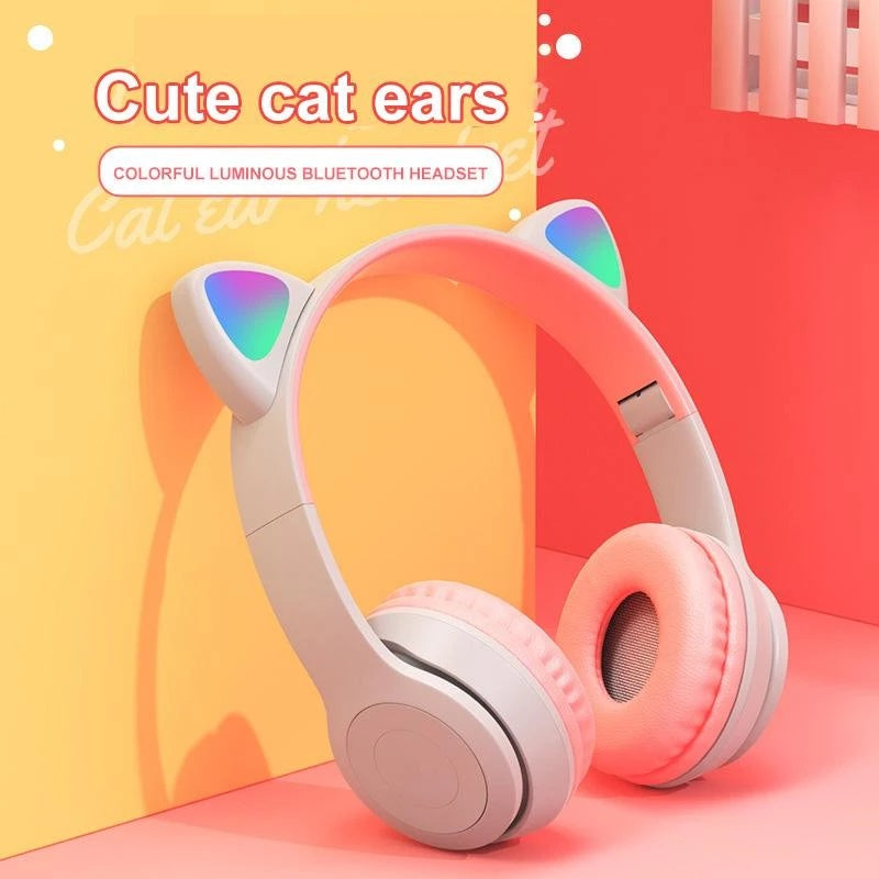 Headphone Bluetooth P47M RGB LED / Cute Cat Ear Wireless Audio Stereo Super Bass Headset Bando Gaming Lipat Bentuk Kuping Kucing Lucu Bombastis Tanpa Kabel Memory Card Micro USB Charger Earphone Headset Hadiah Kado Teman Sekolah