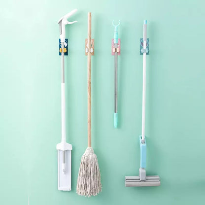 Gantungan Hook Penjepit Sapu Kain Pel Karakter / Holder Braket Penyimpanan Gagang Tempel Dinding Serbaguna / Broom Mop Organizer Character / Gantungan Pengait Perabotan Rumah Tangga / Mop Hanger Multifungsi